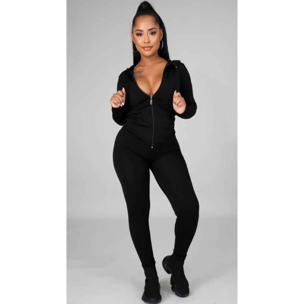 ▪️ Black 2 Piece Tracksuit ▪️